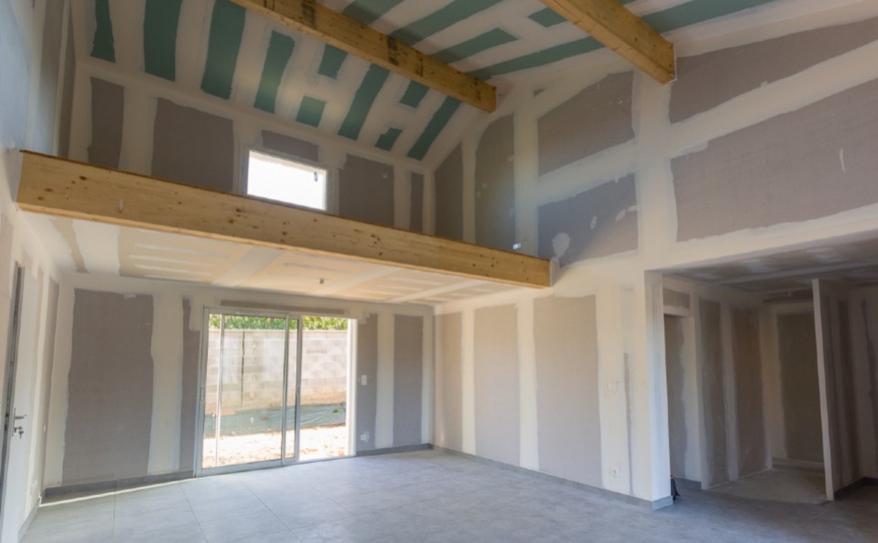 Une maison pour concilier vie personnelle et vie professionnelle d’un jeune couple