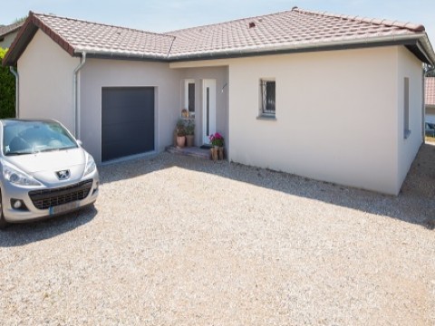 Faire construire sa maison : halte aux idées reçues !